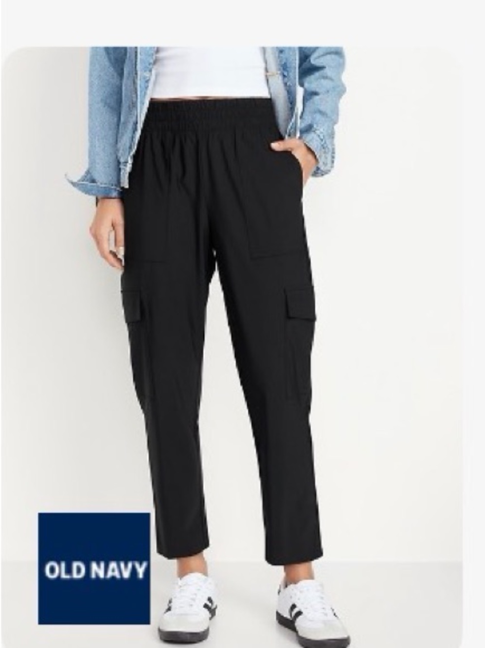 Old Navy 🔥 Black Cropped Cargo Joggers